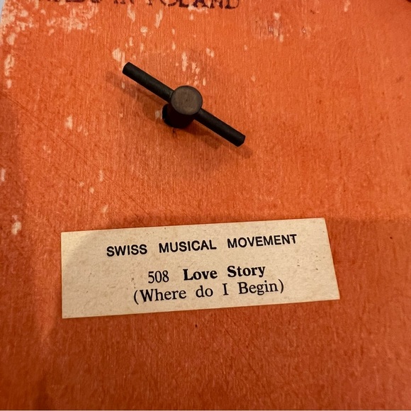 Vintage Music Box - Picture 9 of 11